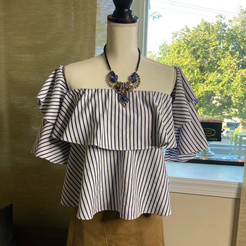 Off Shoulder Stripe Crop Top